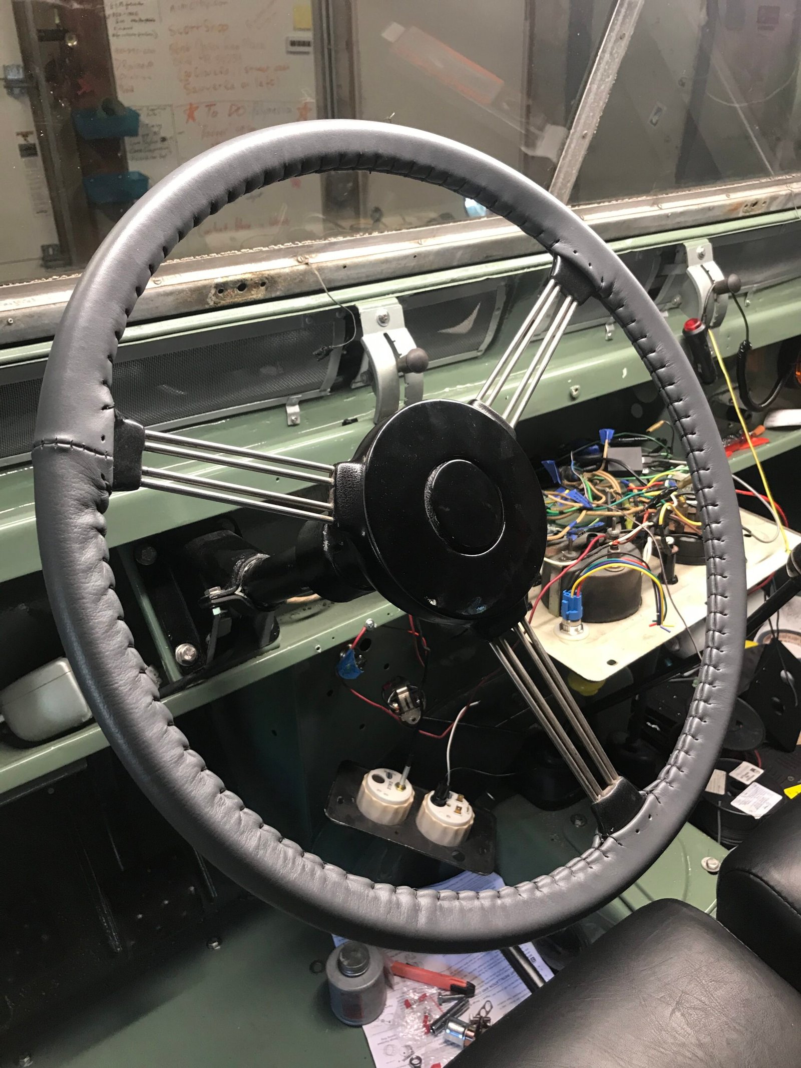 Jade — steering wheel