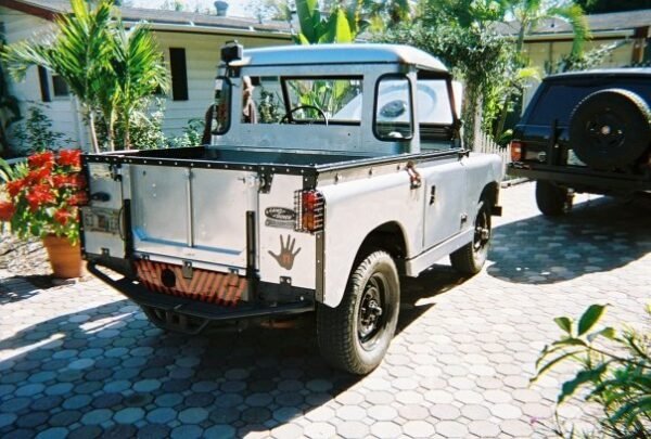 1963 Series 2A 88 Sandy — exterior