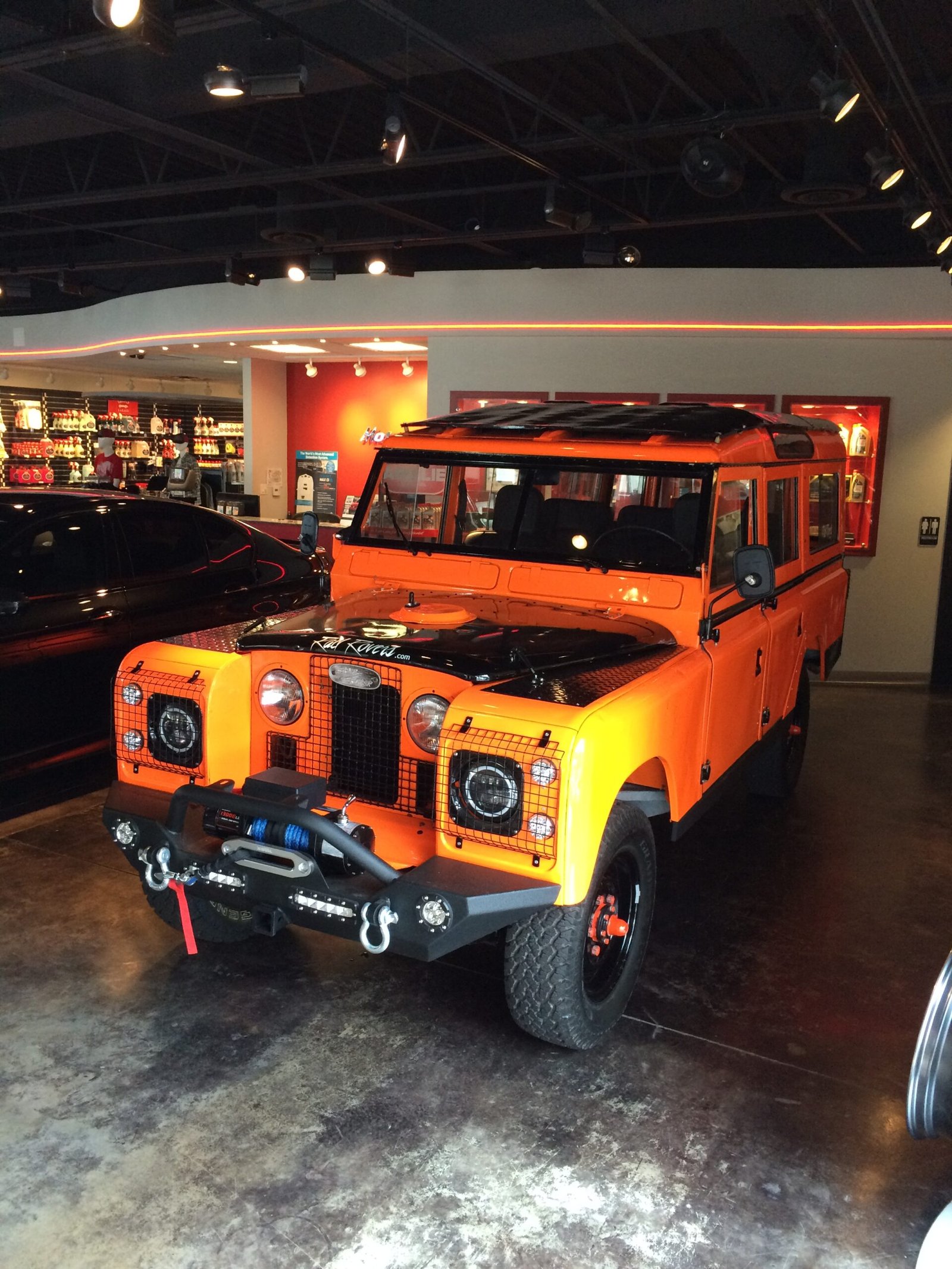 1970 Land Rover Series 2A 109 — Rescue