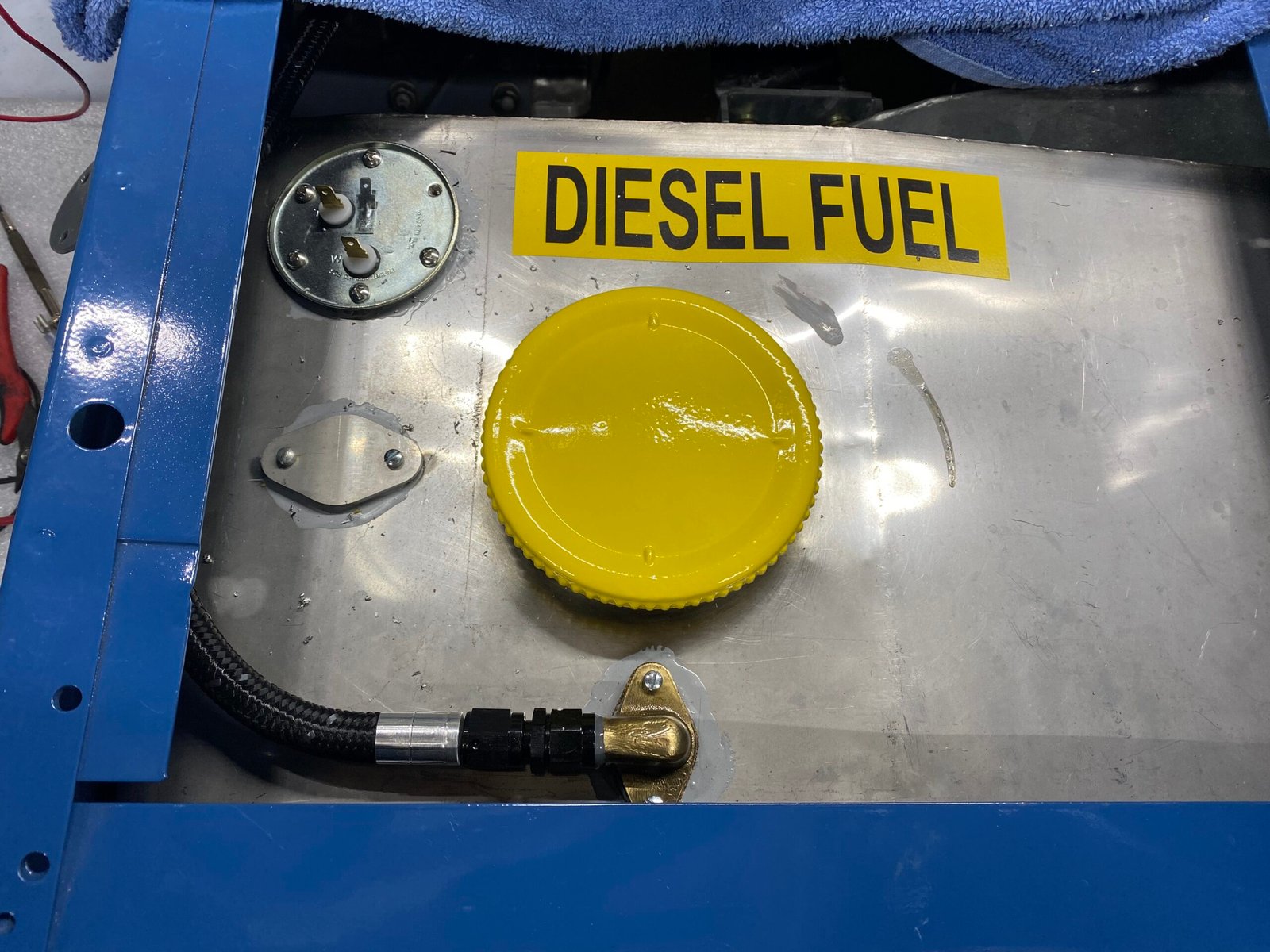 Mighty Mite — aux fuel tank
